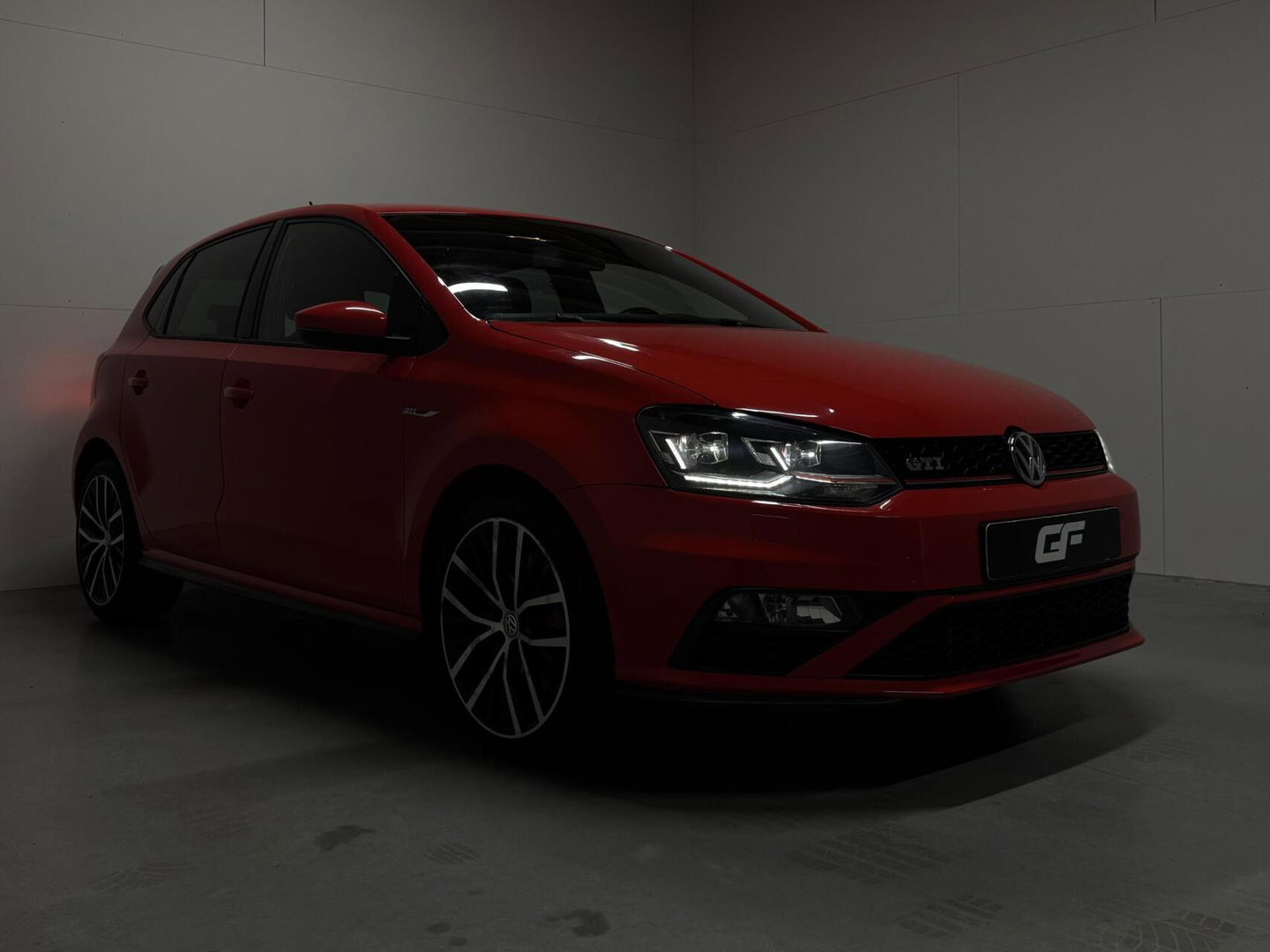 Volkswagen Polo 1.8 TSI GTI DSG Clima Stoelv. PDC