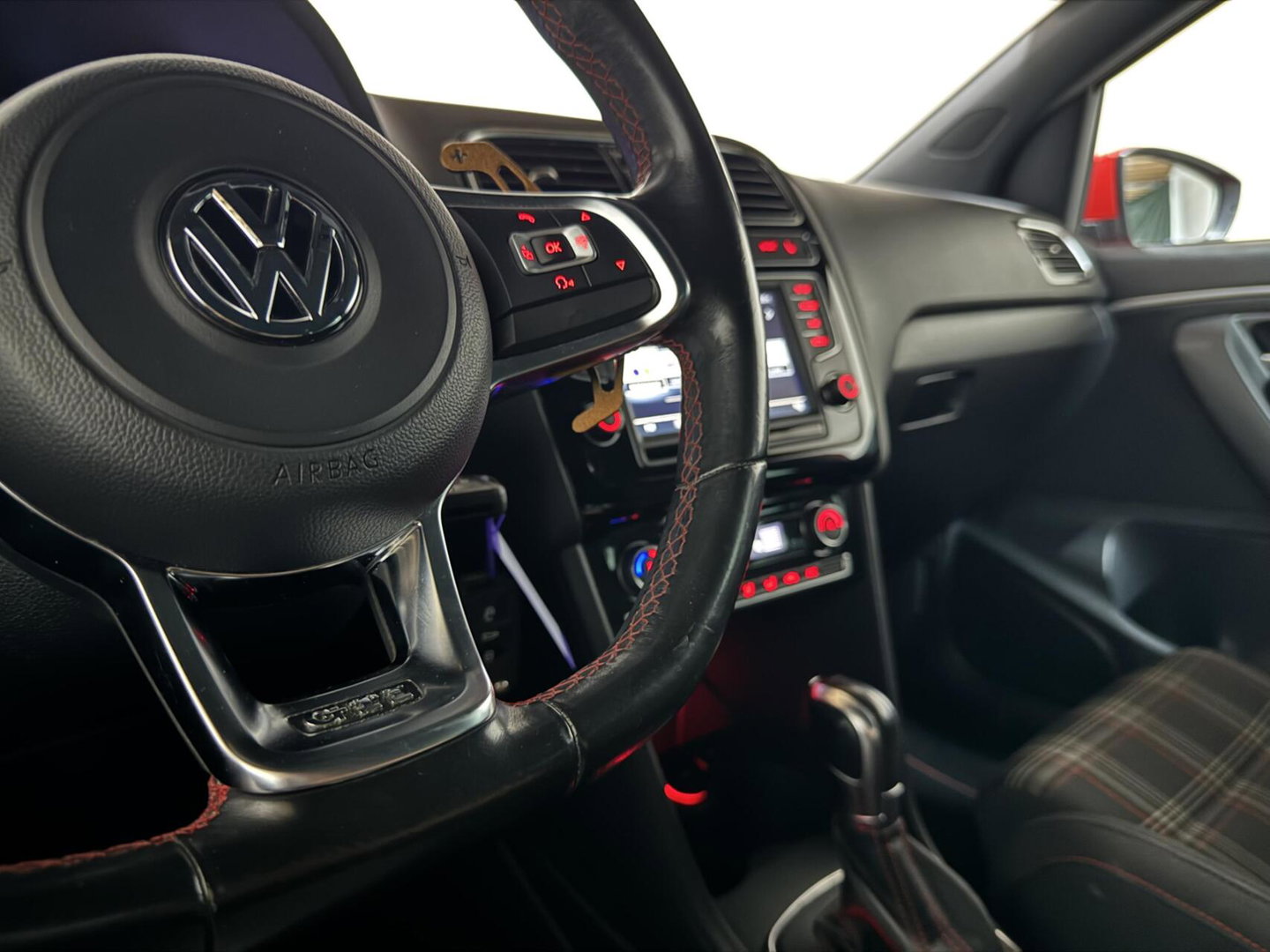 Volkswagen Polo 1.8 TSI GTI DSG Clima Stoelv. PDC