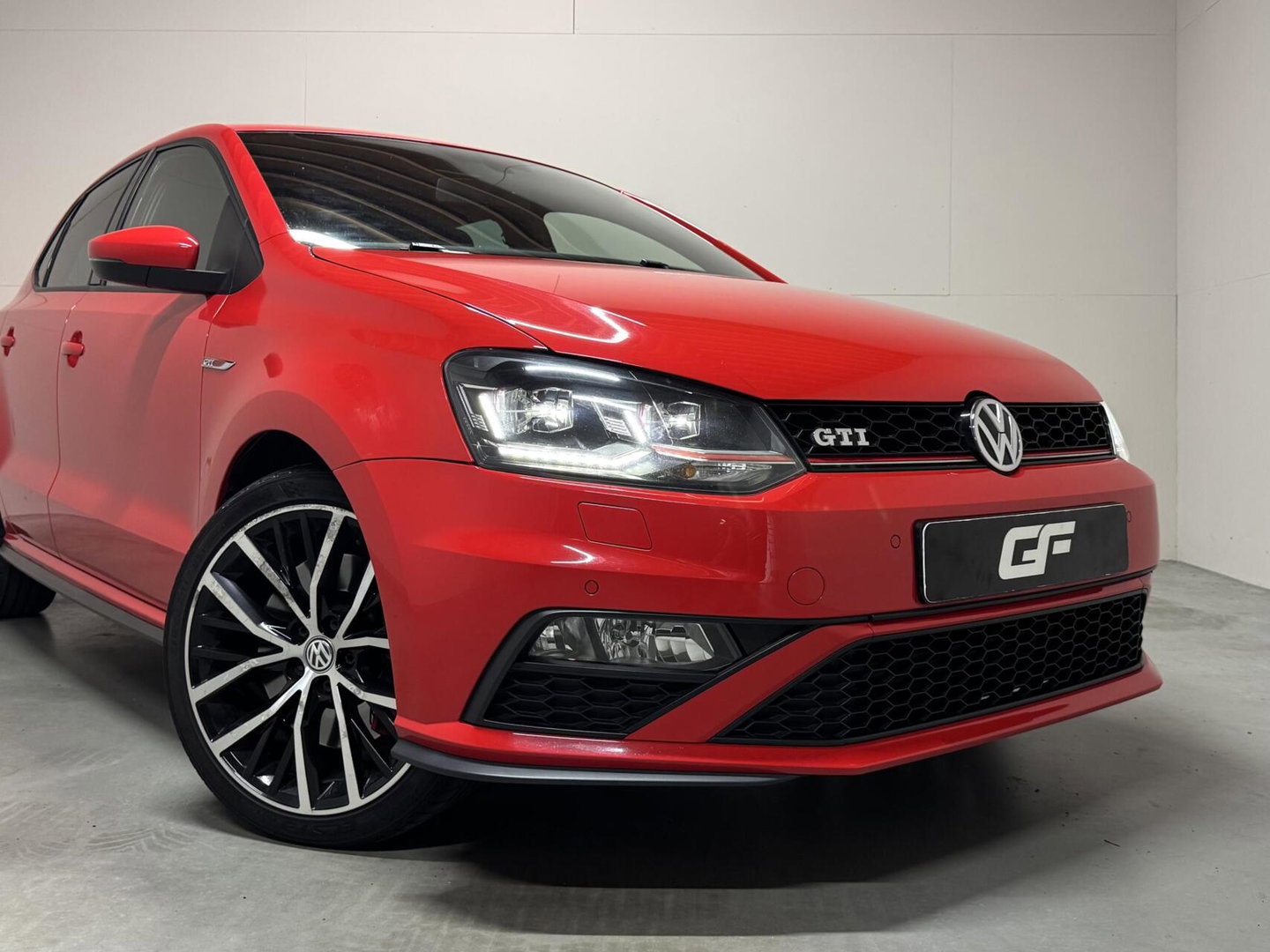 Volkswagen Polo 1.8 TSI GTI DSG Clima Stoelv. PDC