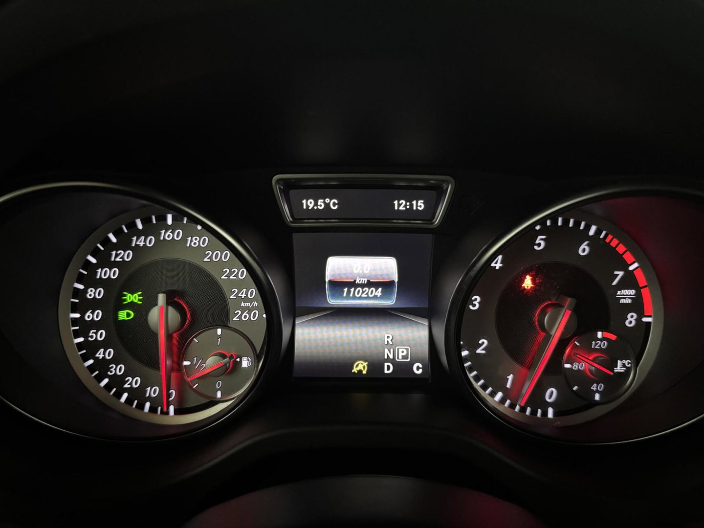 Mercedes-Benz CLA Shooting Brake 250 4MATIC Pano H/K ACC