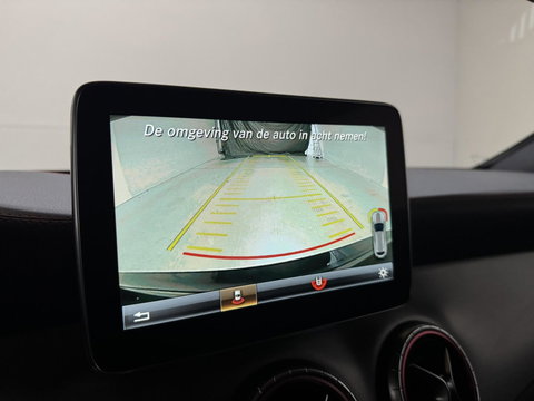 Mercedes-Benz CLA Shooting Brake 250 4MATIC Pano H/K ACC