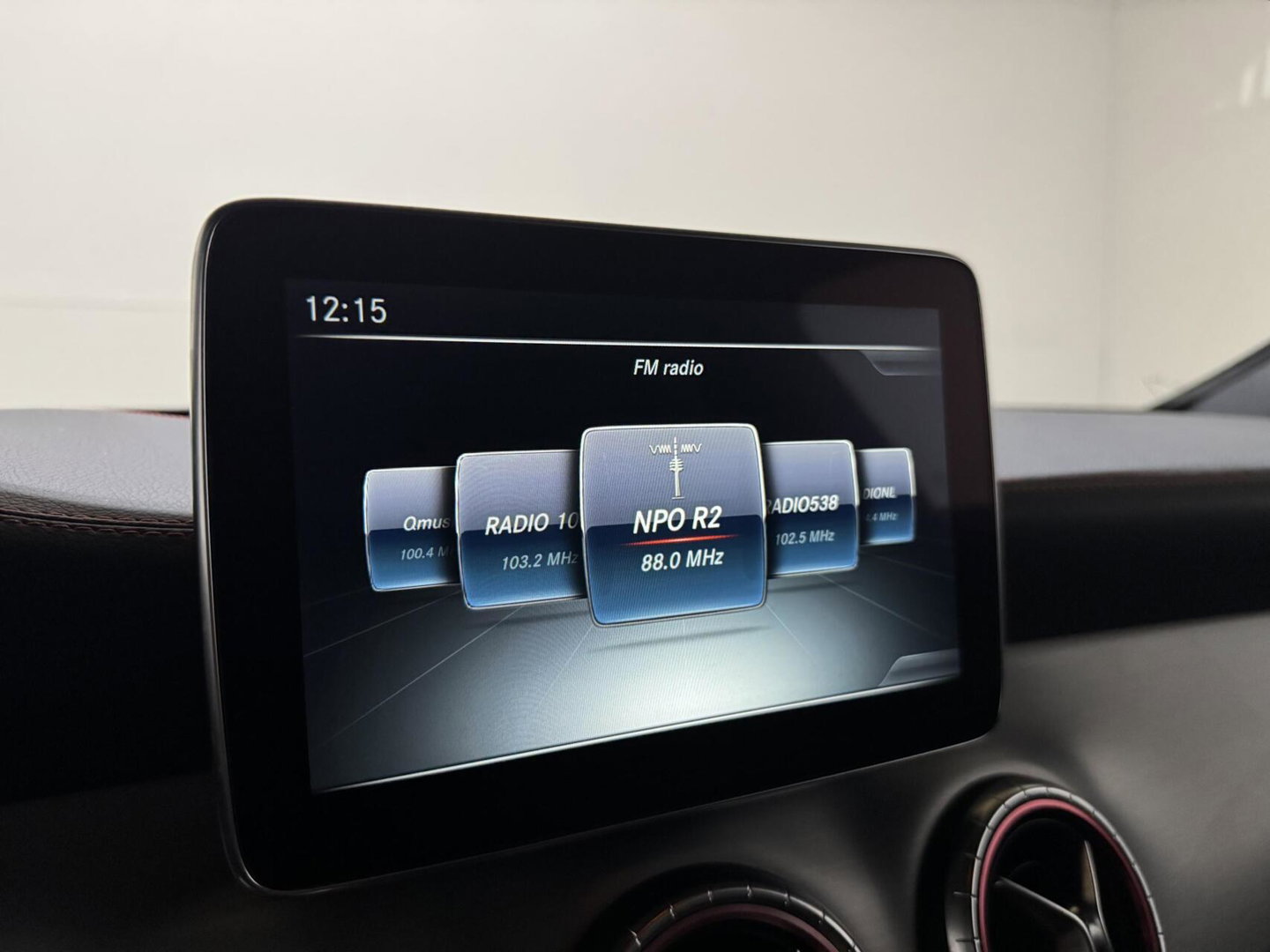Mercedes-Benz CLA Shooting Brake 250 4MATIC Pano H/K ACC