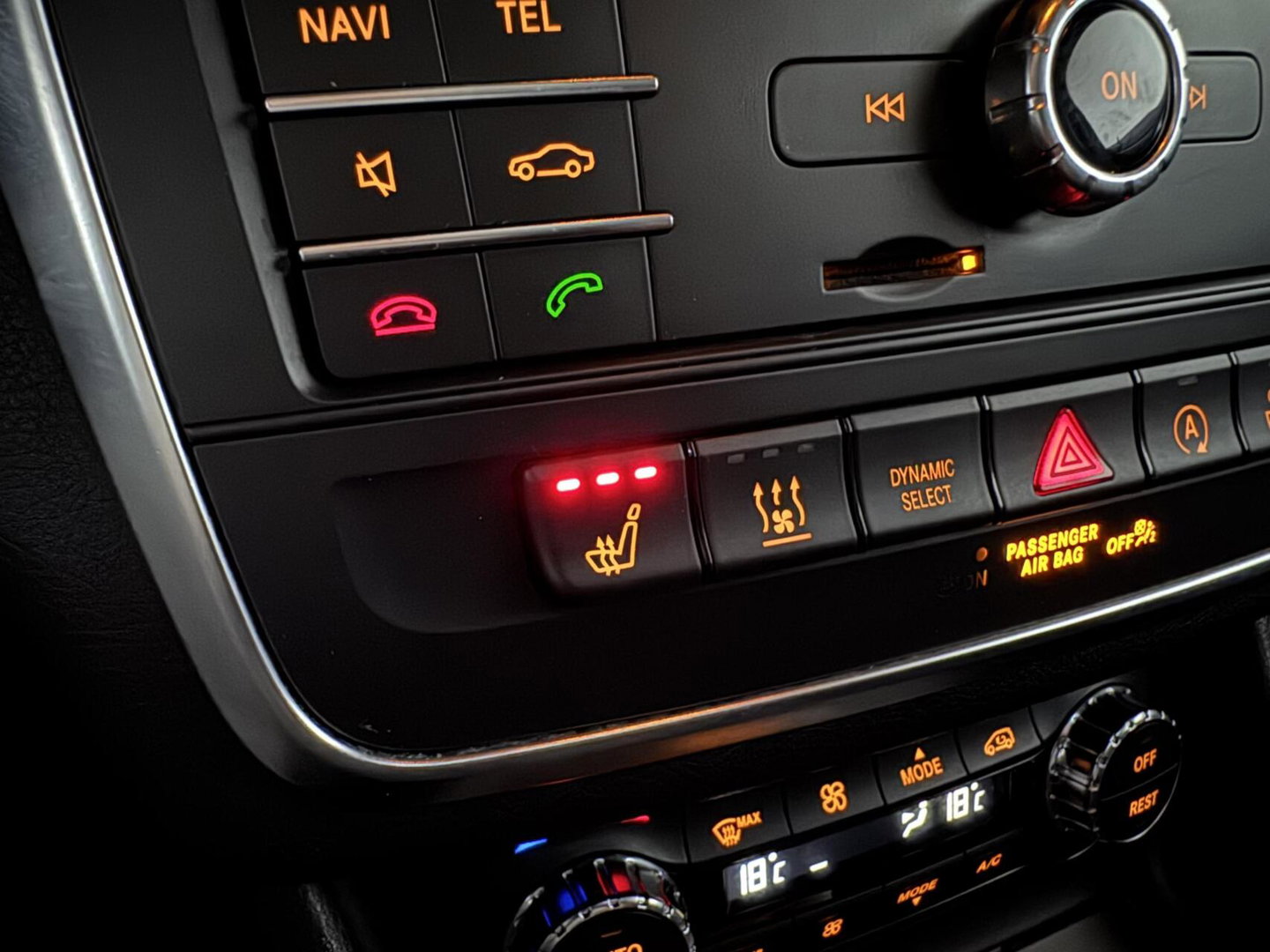 Mercedes-Benz CLA Shooting Brake 250 4MATIC Pano H/K ACC