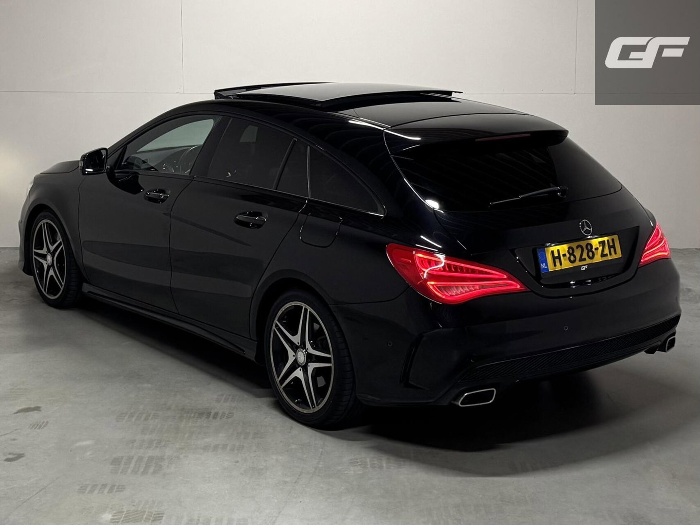 Mercedes-Benz CLA Shooting Brake 250 4MATIC Pano H/K ACC