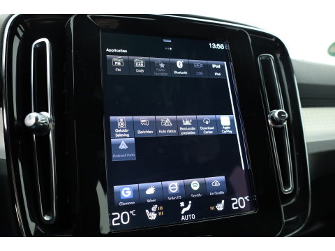 Volvo XC40 1.5 T4 Plug-in hybrid Plus Bright | Facelift | SOH 94 % | Elek. stoelen | Stoel & stuurverw. | CarPlay | H&K |