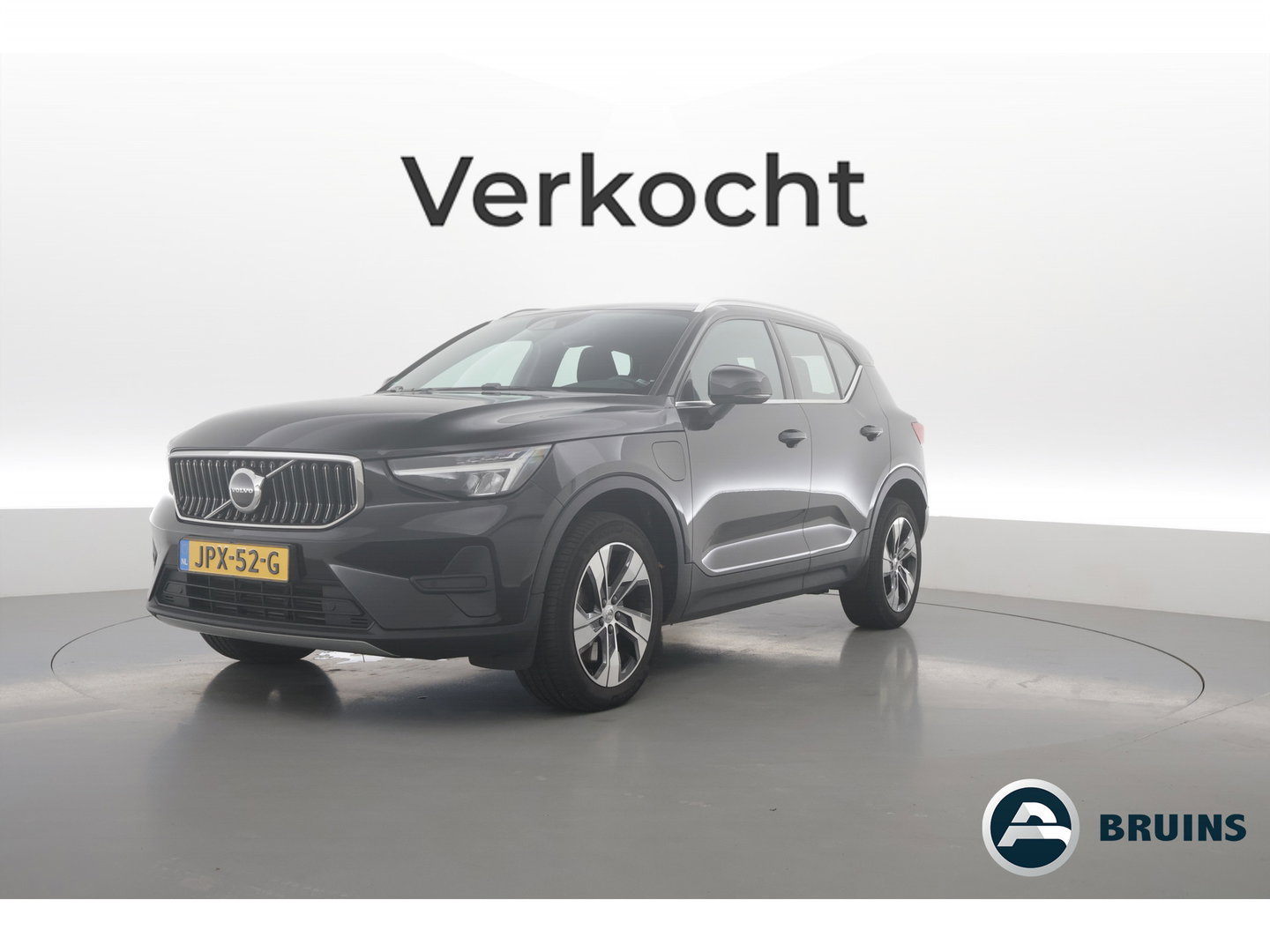 Volvo XC40 1.5 T4 Plug-in hybrid Plus Bright | Facelift | SOH 94 % | Elek. stoelen | Stoel & stuurverw. | CarPlay | H&K |