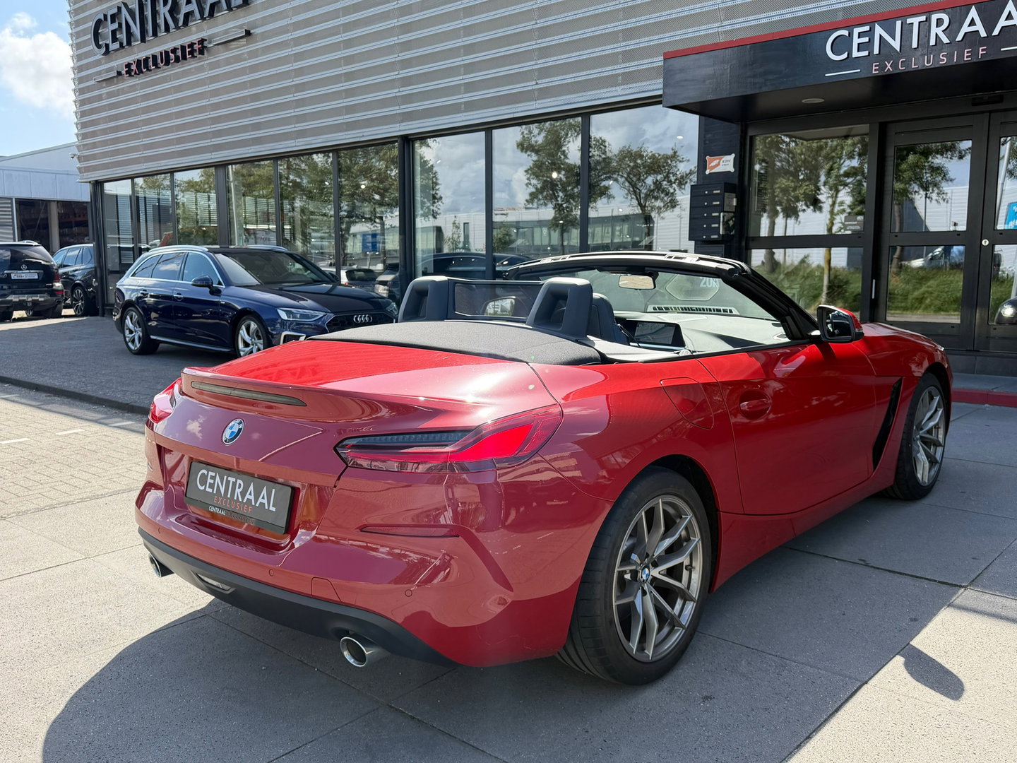 BMW Z4 Roadster SDrive20i High Exe Leder|Carplay|Keyless