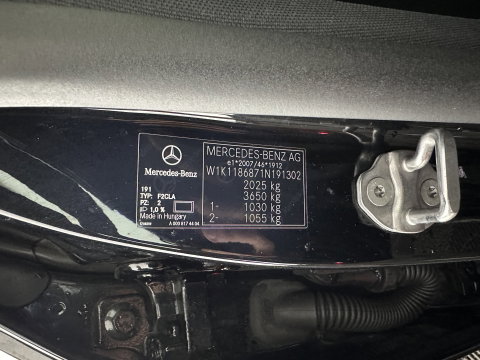 Mercedes-Benz CLA-Klasse Shooting Brake 200 Business Solution AMG (INCL-BTW) Aut. *PANO | LEATHER-MICROFIBRE | MULTIBEAM | MEMORY-PACK | AMBIENTLIGHT | HEATED-SPORTSEATS | WIDESCREEN-DIGICOCKPIT | DAB+ | NAVI-FULLMAP | CAMERA | PRIVACYGLASS | 18''ALU*