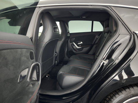 Mercedes-Benz CLA-Klasse Shooting Brake 200 Business Solution AMG (INCL-BTW) Aut. *PANO | LEATHER-MICROFIBRE | MULTIBEAM | MEMORY-PACK | AMBIENTLIGHT | HEATED-SPORTSEATS | WIDESCREEN-DIGICOCKPIT | DAB+ | NAVI-FULLMAP | CAMERA | PRIVACYGLASS | 18''ALU*