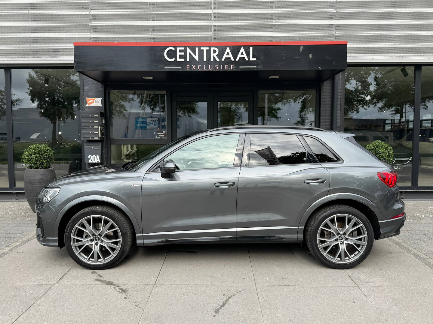 Audi Q3 35 TFSI S-Line Pano|Keyless|Virtual-cockpit|Leder|Carplay|Camera