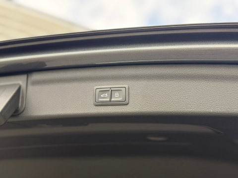 Audi Q3 35 TFSI S-Line Pano|Keyless|Virtual-cockpit|Leder|Carplay|Camera