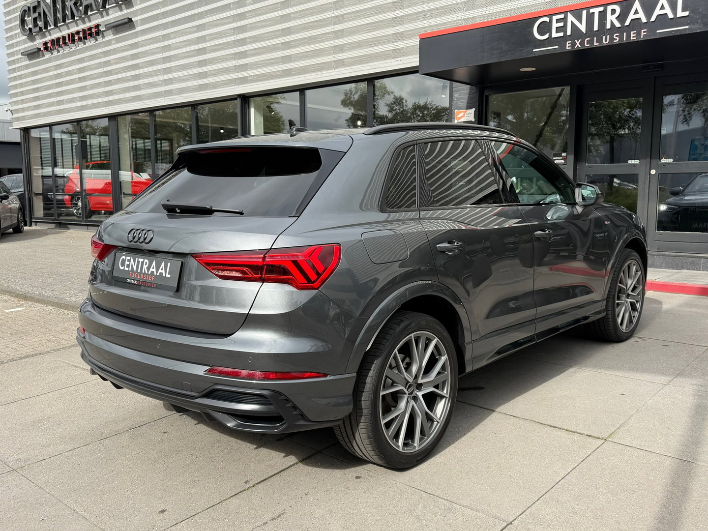 Audi Q3 35 TFSI S-Line Pano|Keyless|Virtual-cockpit|Leder|Carplay|Camera