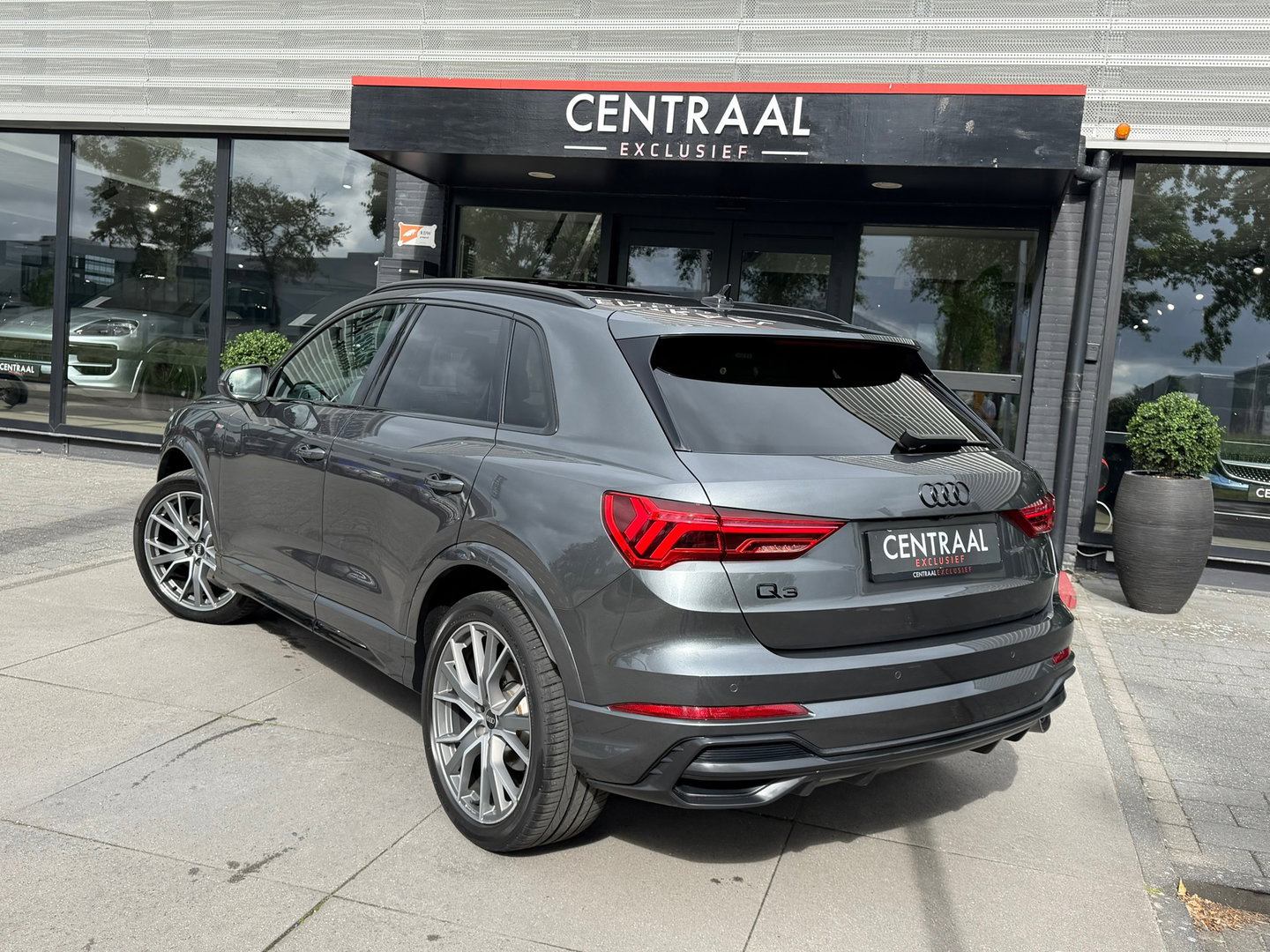 Audi Q3 35 TFSI S-Line Pano|Keyless|Virtual-cockpit|Leder|Carplay|Camera