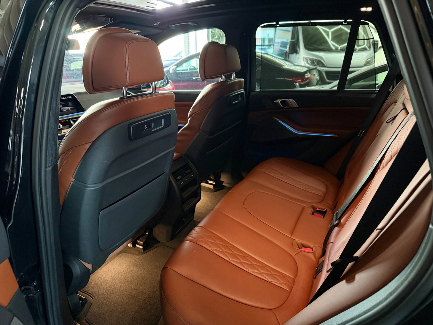 BMW X5 X-Drive 45e High-Exe M-50 Jaar Edition Panoramadak Luchtvering 22"Lm Org-Ned Dealer Auto