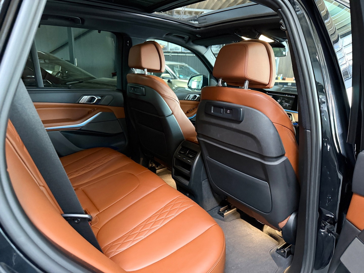 BMW X5 X-Drive 45e High-Exe M-50 Jaar Edition Panoramadak Luchtvering 22"Lm Org-Ned Dealer Auto