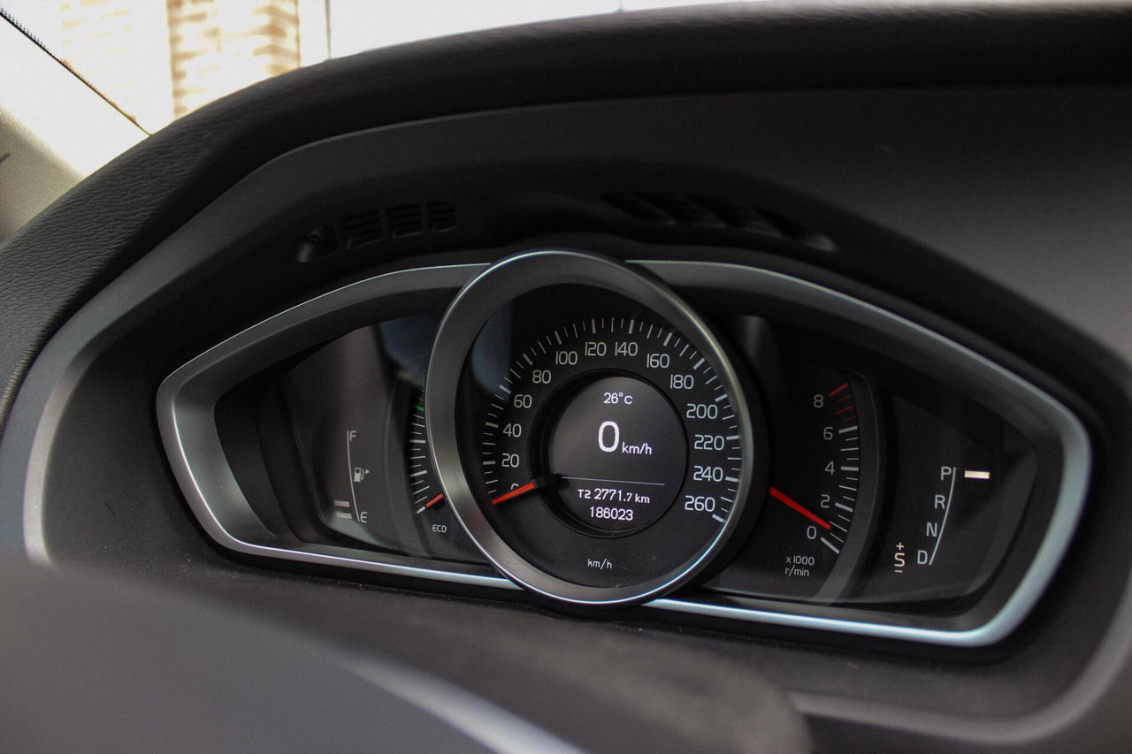 Volvo V40