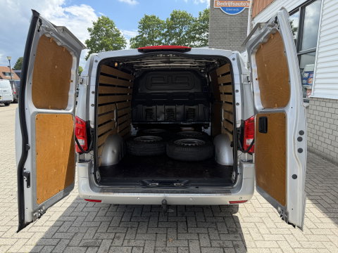 Mercedes-Benz Vito 114 CDI automaat Lang L2H1 / vaste prijs rijklaar € 24.950 ex btw / euro 6 / bpm vrij / lease vanaf € / trekhaak / airco / cruise / navigatie / camera / lichtmetalen velgen !