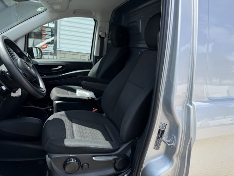 Mercedes-Benz Vito 114 CDI automaat Lang L2H1 / vaste prijs rijklaar € 24.950 ex btw / euro 6 / bpm vrij / lease vanaf € / trekhaak / airco / cruise / navigatie / camera / lichtmetalen velgen !