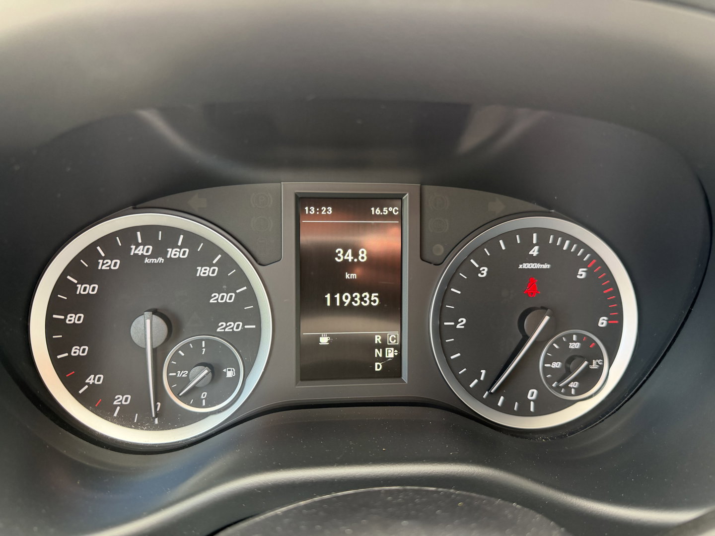 Mercedes-Benz Vito 114 CDI automaat Lang L2H1 / vaste prijs rijklaar € 24.950 ex btw / euro 6 / bpm vrij / lease vanaf € / trekhaak / airco / cruise / navigatie / camera / lichtmetalen velgen !