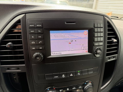 Mercedes-Benz Vito 114 CDI automaat Lang L2H1 / vaste prijs rijklaar € 24.950 ex btw / euro 6 / bpm vrij / lease vanaf € / trekhaak / airco / cruise / navigatie / camera / lichtmetalen velgen !