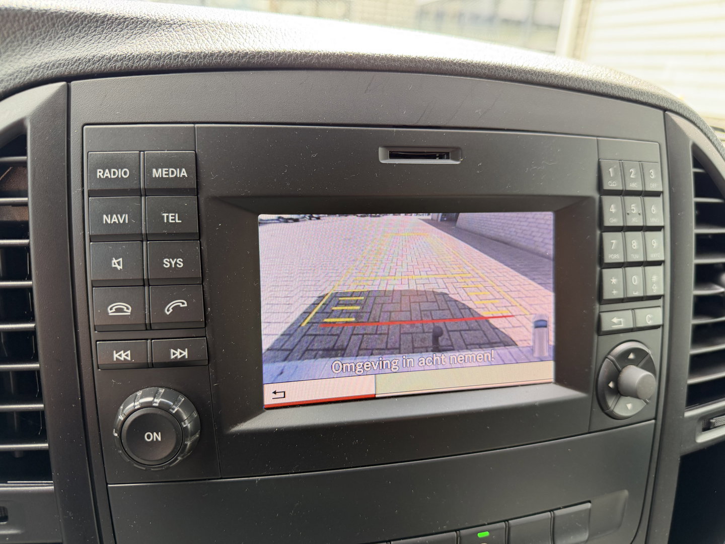 Mercedes-Benz Vito 114 CDI automaat Lang L2H1 / vaste prijs rijklaar € 24.950 ex btw / euro 6 / bpm vrij / lease vanaf € / trekhaak / airco / cruise / navigatie / camera / lichtmetalen velgen !