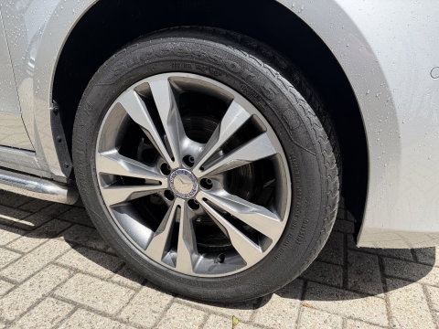 Mercedes-Benz Vito 114 CDI automaat Lang L2H1 / vaste prijs rijklaar € 24.950 ex btw / euro 6 / bpm vrij / lease vanaf € / trekhaak / airco / cruise / navigatie / camera / lichtmetalen velgen !