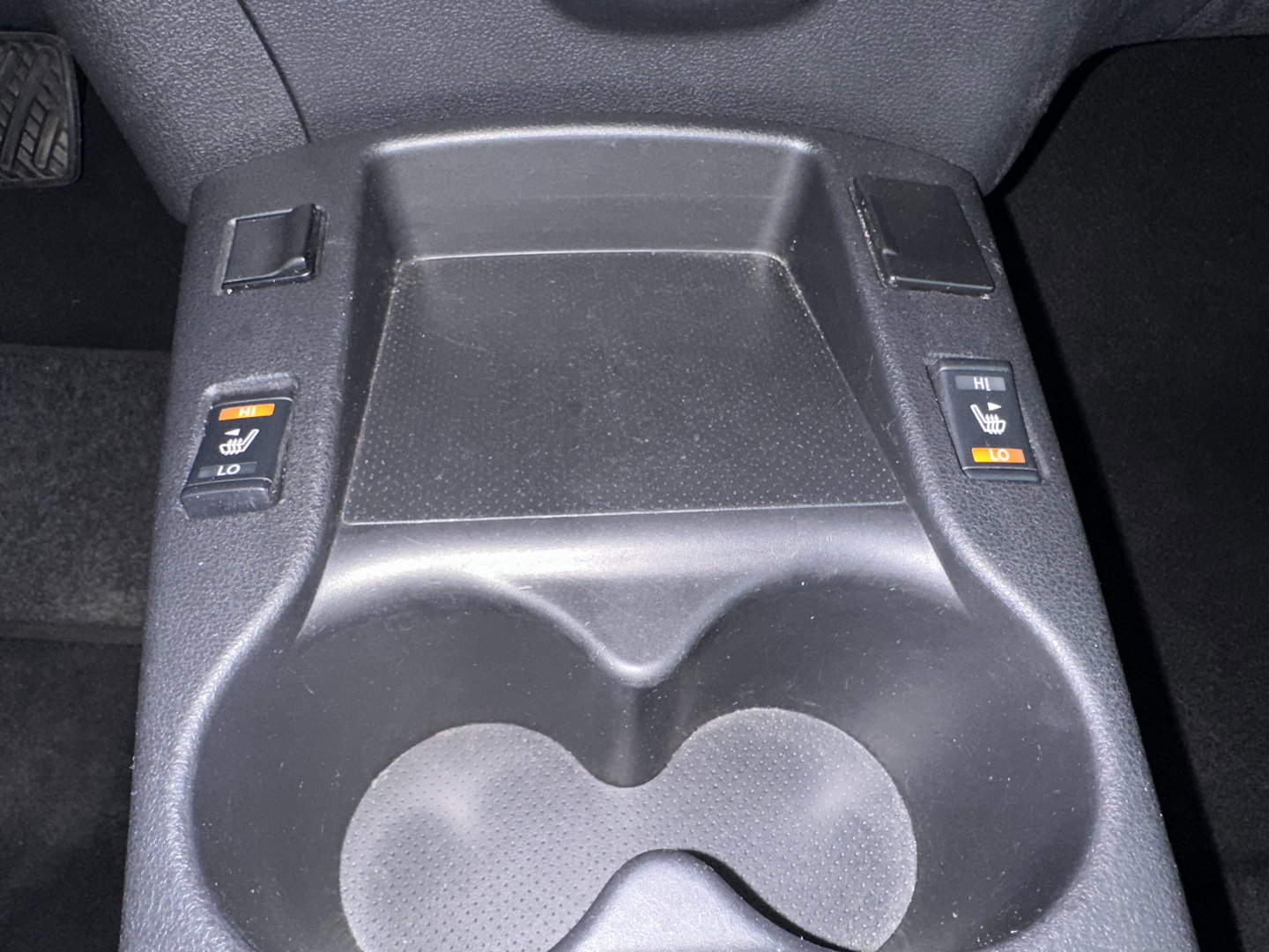 Nissan Leaf Tekna 24 kWh (Incl-Battery){Soh-75%} Aut. *HEATPUMP | VELOURS | DIGI-COCKPIT | CRUISE | NAVI-FULLMAP | HEATED-COMFORTSEATS | PDC | ECC | PRIVACY-GLASS | CAMERA | 17"ALU*