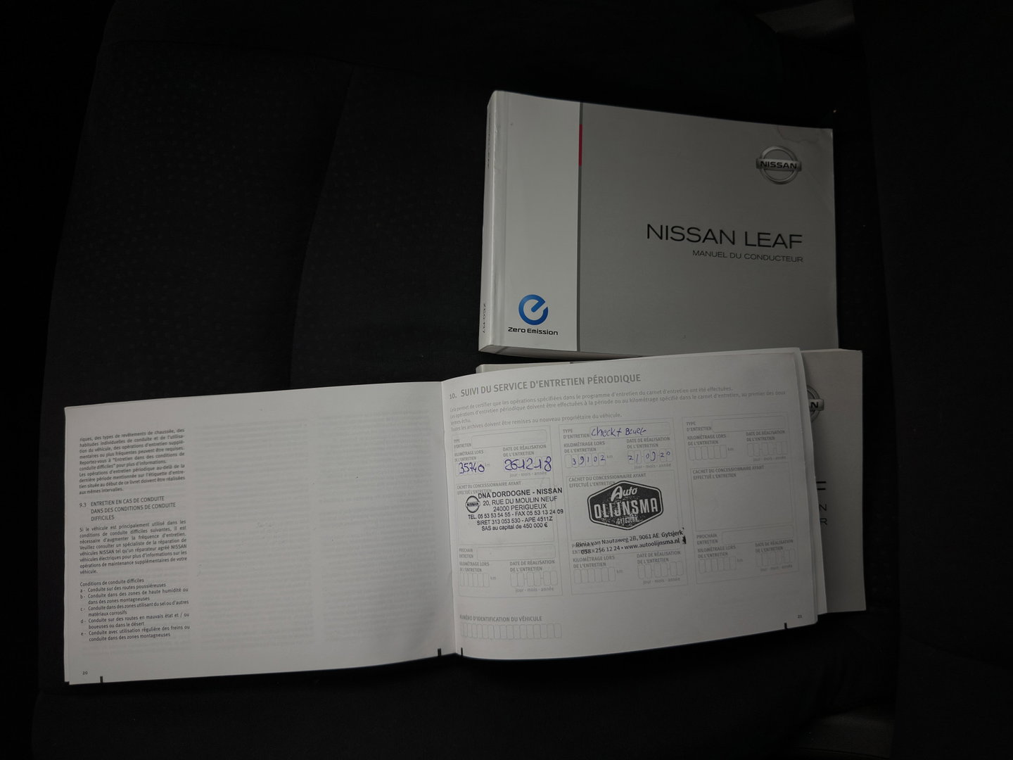 Nissan Leaf Tekna 24 kWh (Incl-Battery){Soh-75%} Aut. *HEATPUMP | VELOURS | DIGI-COCKPIT | CRUISE | NAVI-FULLMAP | HEATED-COMFORTSEATS | PDC | ECC | PRIVACY-GLASS | CAMERA | 17"ALU*