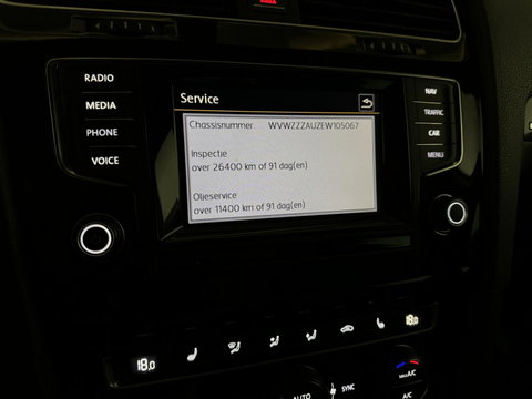Volkswagen Golf 1.4 TSI Highline R-Line Navi Cruise PDC Led