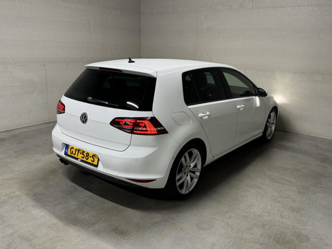 Volkswagen Golf 1.4 TSI Highline R-Line Navi Cruise PDC Led