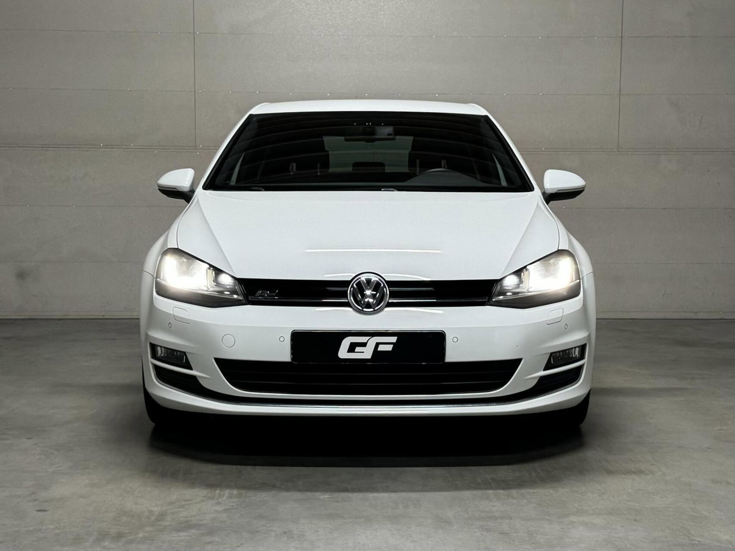 Volkswagen Golf 1.4 TSI Highline R-Line Navi Cruise PDC Led