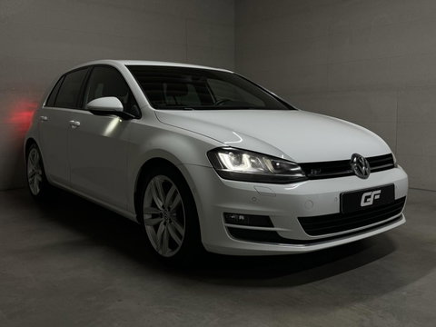 Volkswagen Golf 1.4 TSI Highline R-Line Navi Cruise PDC Led