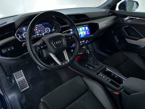 Audi Q3 Sportback 45 TFSIe S-line Black Edion Pano Carplay ACC Trekh