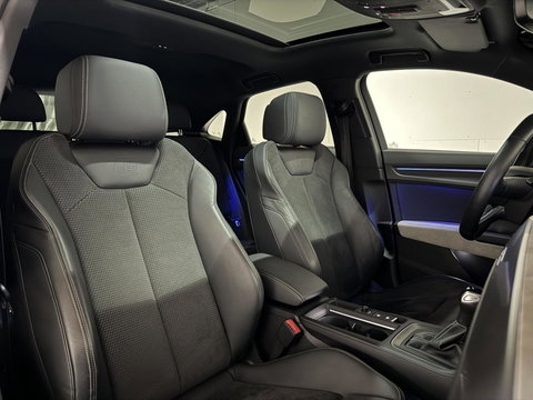 Audi Q3 Sportback 45 TFSIe S-line Black Edion Pano Carplay ACC Trekh