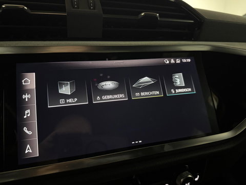 Audi Q3 Sportback 45 TFSIe S-line Black Edion Pano Carplay ACC Trekh