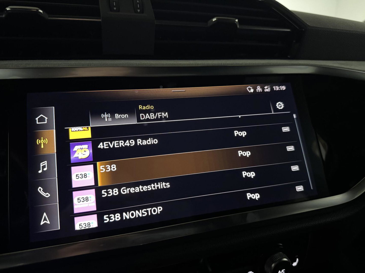 Audi Q3 Sportback 45 TFSIe S-line Black Edion Pano Carplay ACC Trekh