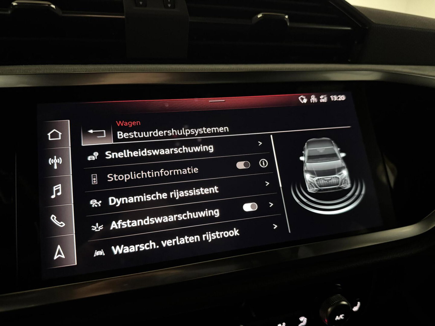 Audi Q3 Sportback 45 TFSIe S-line Black Edion Pano Carplay ACC Trekh