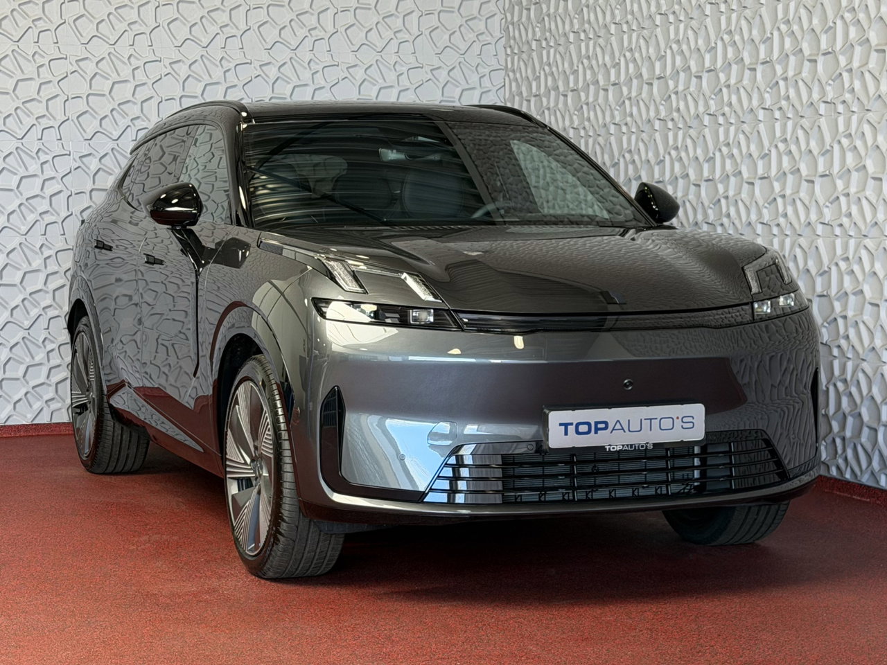 Lynk & Co 08