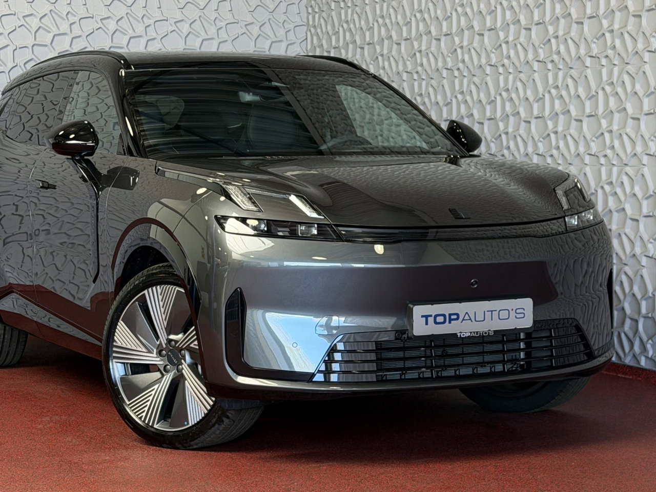 Lynk & Co 08