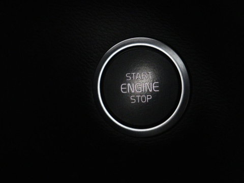 Volvo XC40 1.5 T5 Recharge Inscription | SOH 89,7% | Panoramadak | Leder | 360 Camera | Trekhaak | Stoelverwarming | Adaptive cruise | Memory | Carplay | Navigatie | Keyless | Full LED | Parkeerhulp | PHEV | Plug In