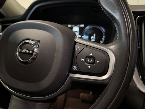 Volvo XC60 2.0 Recharge T6 AWD Pano H&K Leer Camera SOH 90%