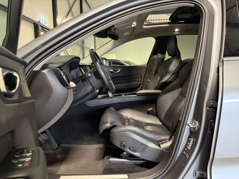 Volvo XC60 2.0 Recharge T6 AWD Pano H&K Leer Camera SOH 90%