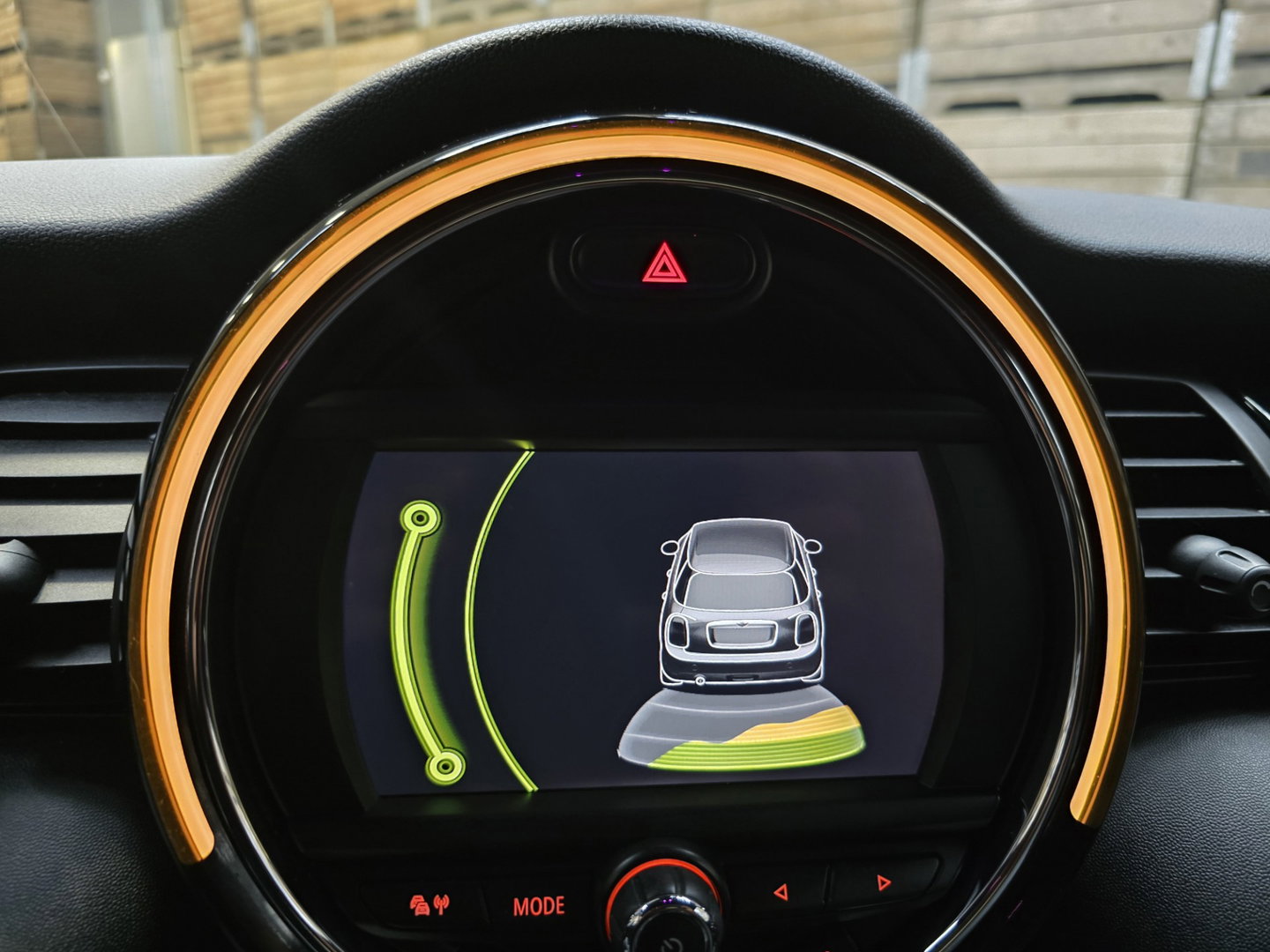 MINI 5-deurs 1.5 Cooper Salt Business Navi Clima Full LED Cruise Sportstoelen LM