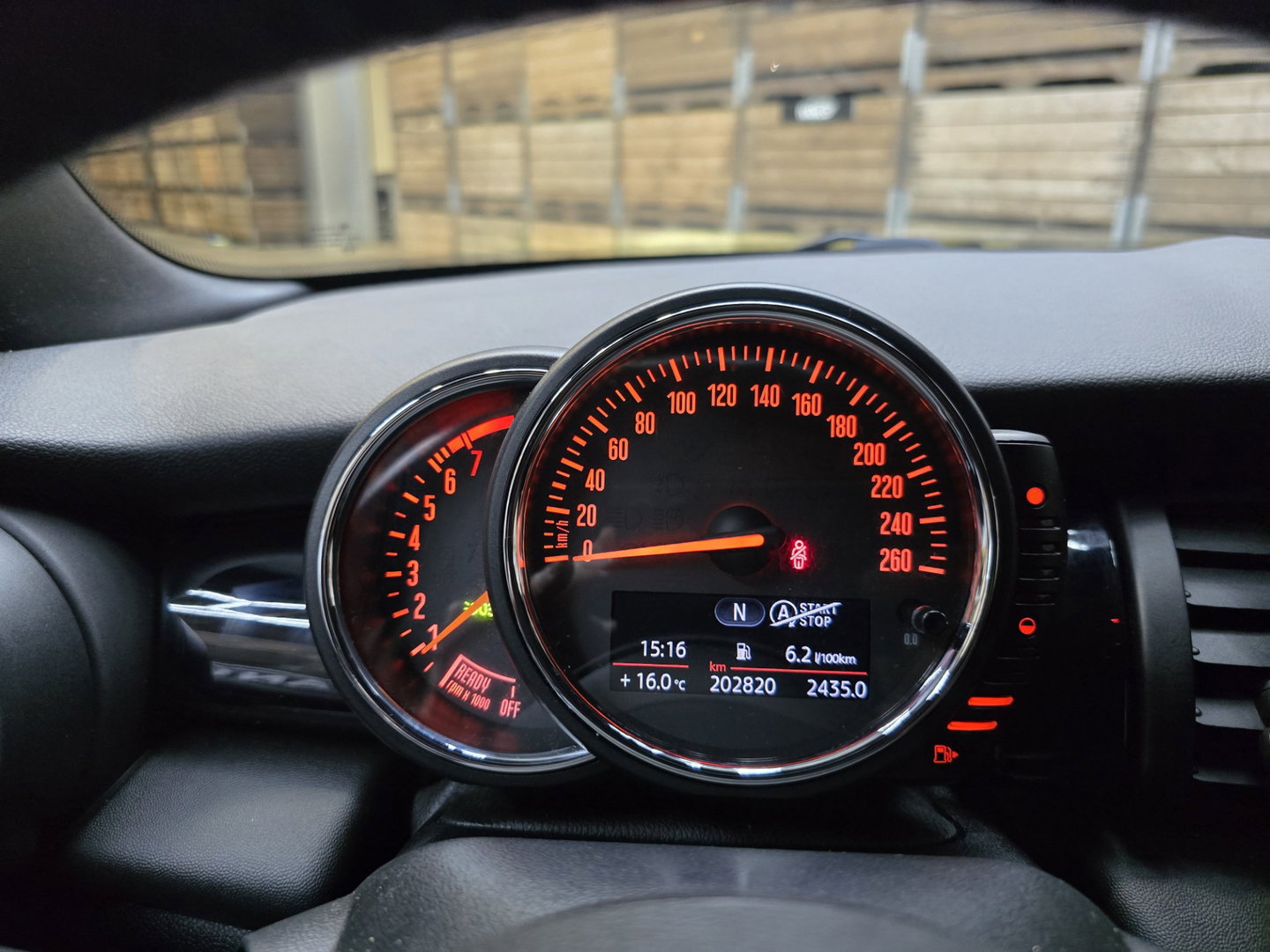 MINI 5-deurs 1.5 Cooper Salt Business Navi Clima Full LED Cruise Sportstoelen LM