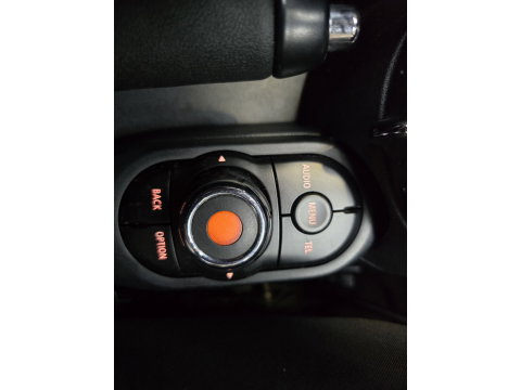 MINI 5-deurs 1.5 Cooper Salt Business Navi Clima Full LED Cruise Sportstoelen LM