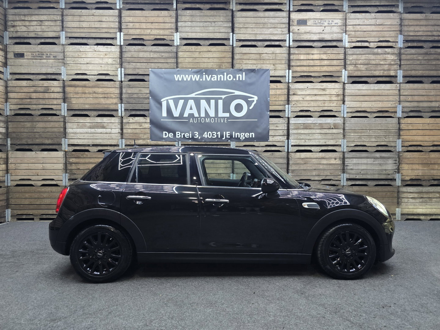 MINI 5-deurs 1.5 Cooper Salt Business Navi Clima Full LED Cruise Sportstoelen LM
