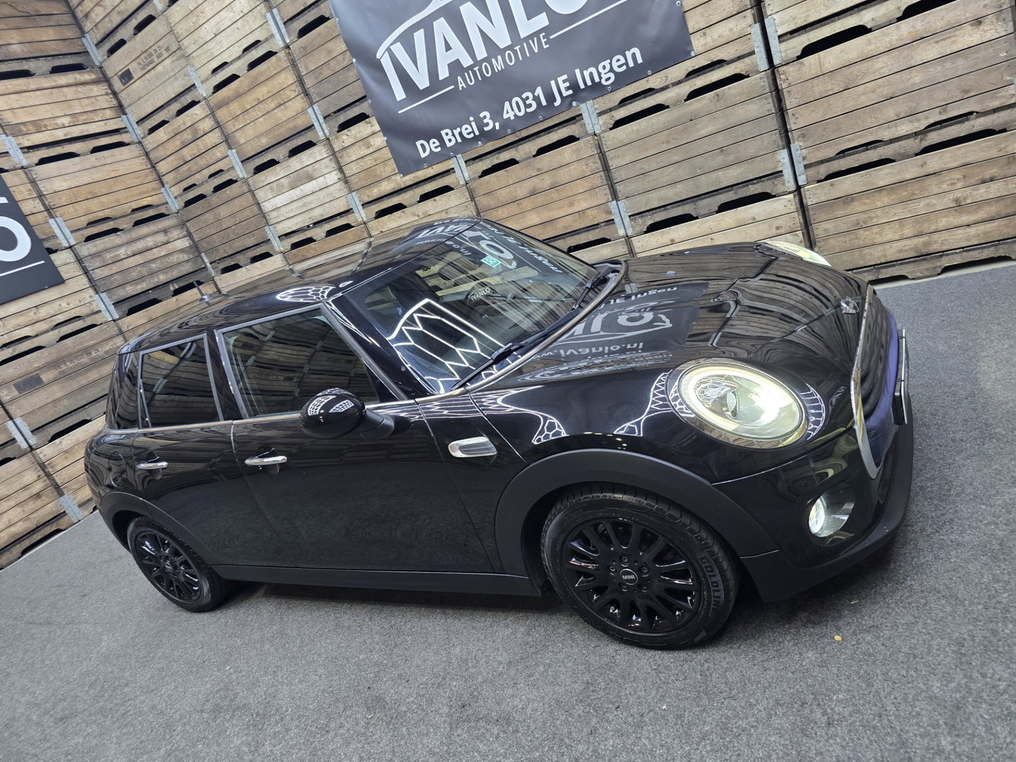 MINI 5-deurs 1.5 Cooper Salt Business Navi Clima Full LED Cruise Sportstoelen LM