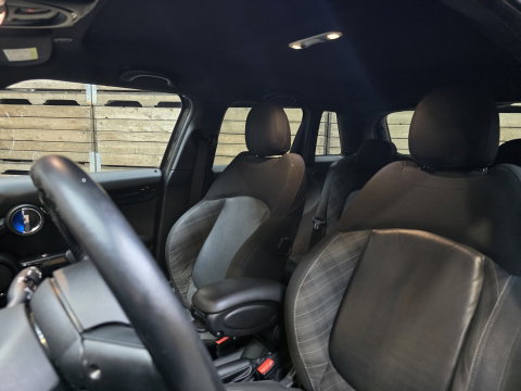 MINI 5-deurs 1.5 Cooper Salt Business Navi Clima Full LED Cruise Sportstoelen LM