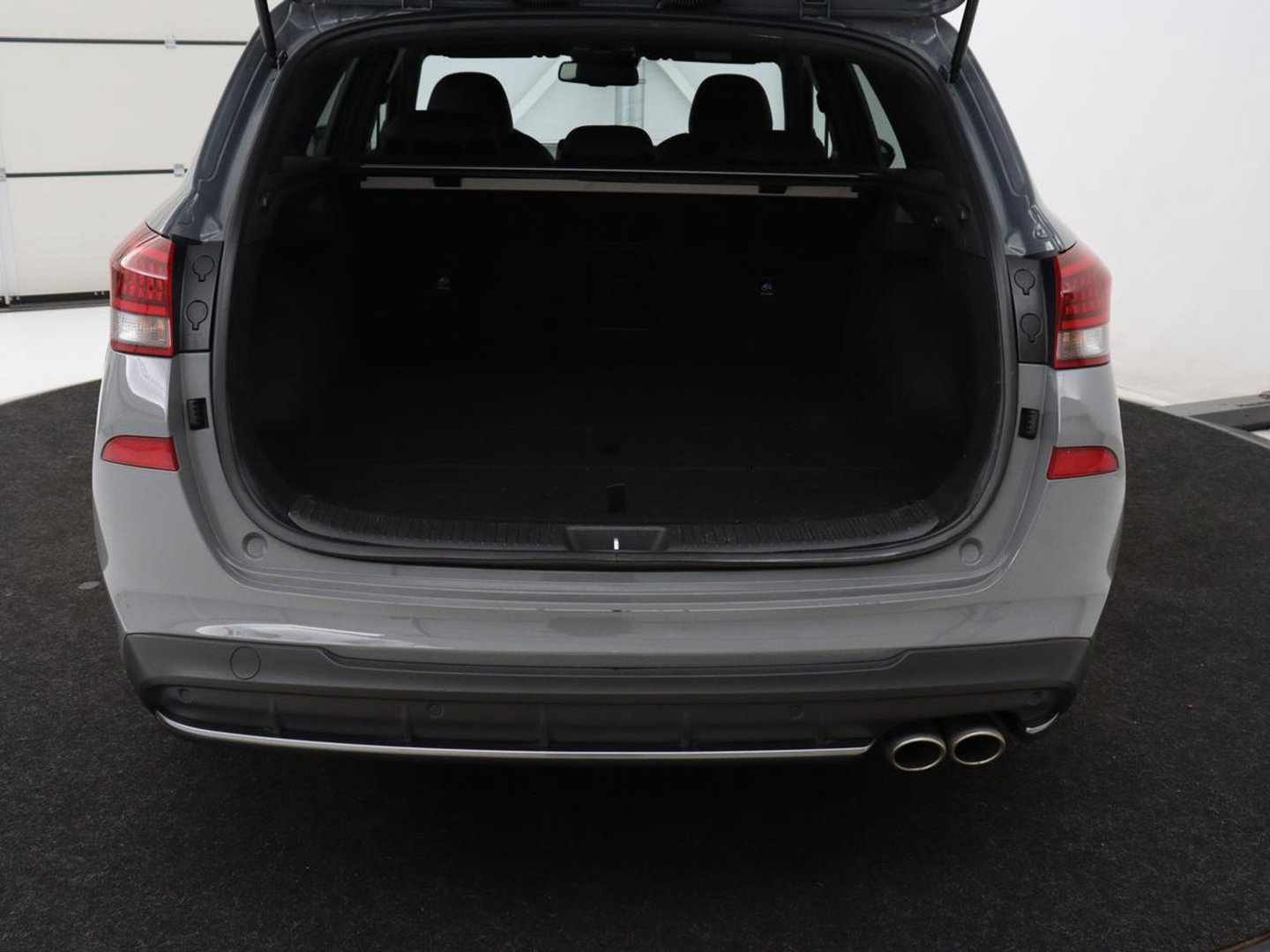 Hyundai i30 1.5 T-GDi MHEV N Line | Stoelverwarming | Leder/Alcantara | Adaptive cruise | Memory | Carplay | Camera | Navigatie | Keyless | Full LED | 18'' | Side Assist | Parkeerhulp