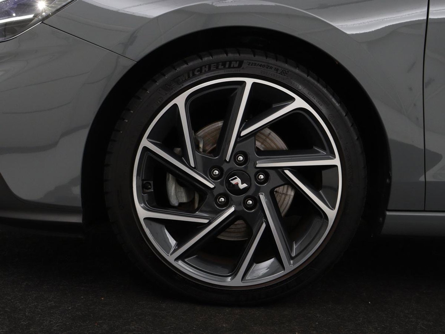 Hyundai i30 1.5 T-GDi MHEV N Line | Stoelverwarming | Leder/Alcantara | Adaptive cruise | Memory | Carplay | Camera | Navigatie | Keyless | Full LED | 18'' | Side Assist | Parkeerhulp